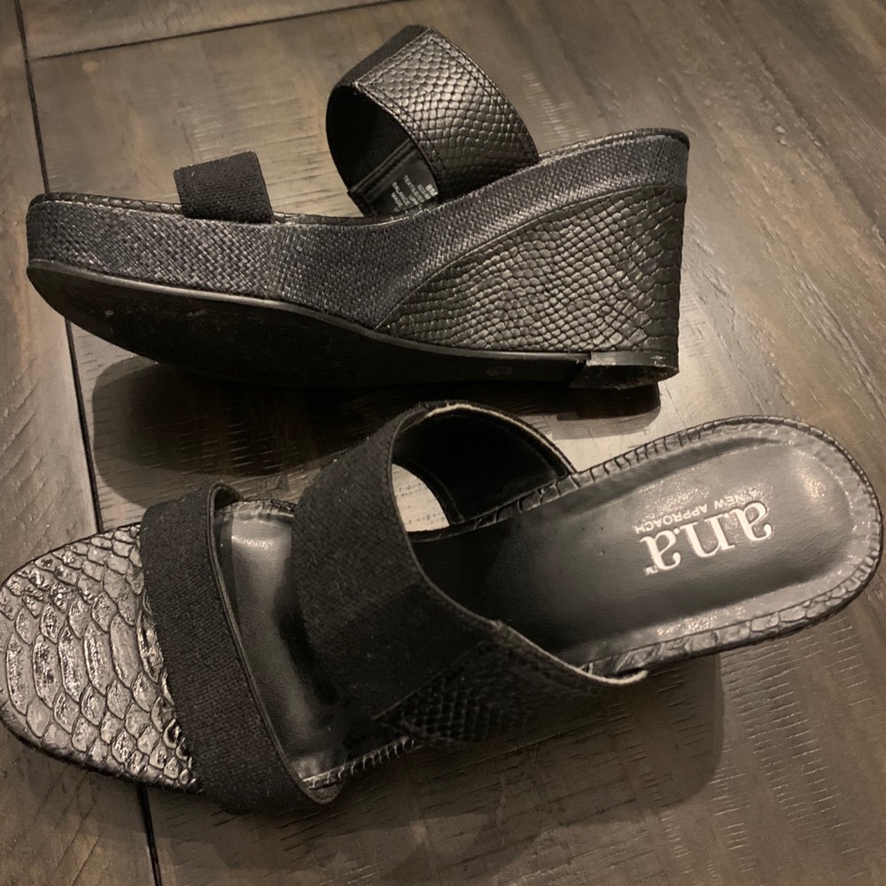 A.N.A. Black Wedge Platforms